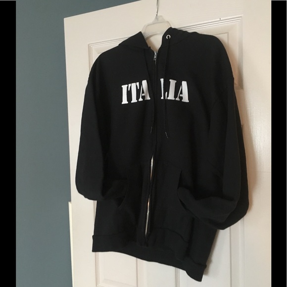 Other - Great looking ITALIA zip up hoodie